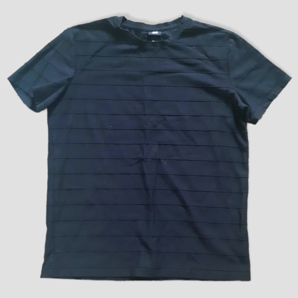 H&M raised ridged black crewneck t shirt like new - Picture 6 of 6
